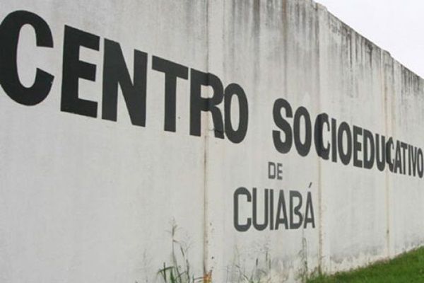 Adolescentes serram grades e fogem do Pomeri durante a madrugada