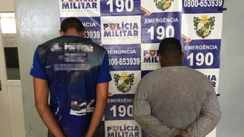 Suspeitos são presos pela PM com revólveres após roubo em Rondonópolis