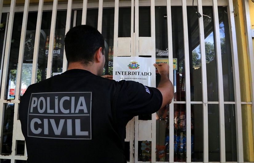 Justiça determina prisão de 16 pessoas de facção e sequestro de imóveis e valores