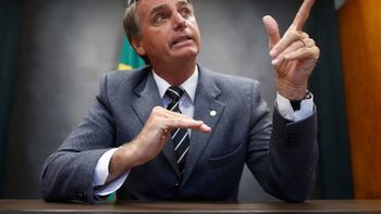 Bolsonaro diz que capitães vão mandar no Brasil