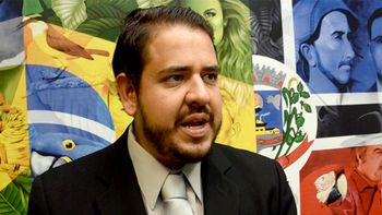 Ibrahim confirma ida para o PMDB, mas evita 2018
