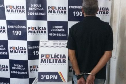 Embriagado, agente penitenciário é preso após agredir esposa na frente de PMs