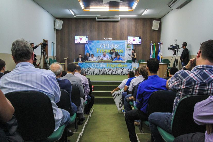 Nininho destaca importância da reabertura da planta frigorífica do município
