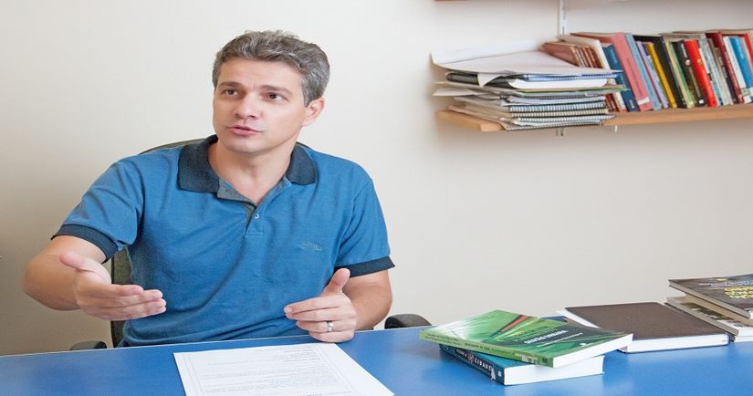 Professor da UFMT, Silvio Negri se lança pré-candidato à Câmara Municipal
