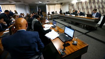 CCJ do Senado aprova relatório da reforma da Previdência