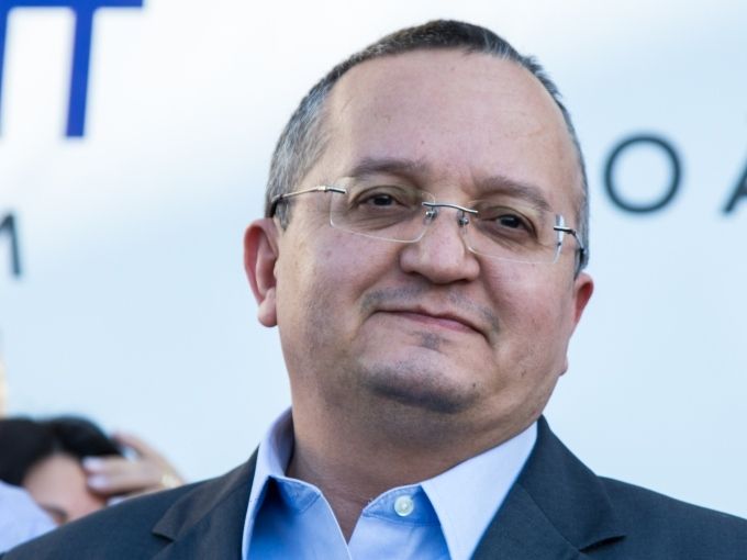 Taques agradece confiança de eleitores e cumprimenta Mendes