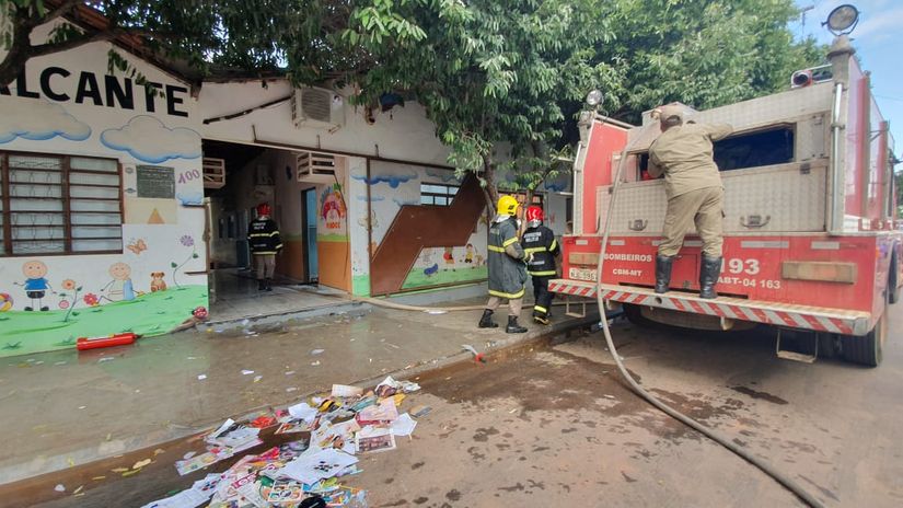 Prefeitura aguarda novo local para crianças de creche incendiada; licitação da Cmei foi iniciada