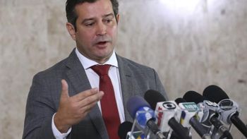Contratos de quatro aeroportos concedidos serão assinados até 27 de julho