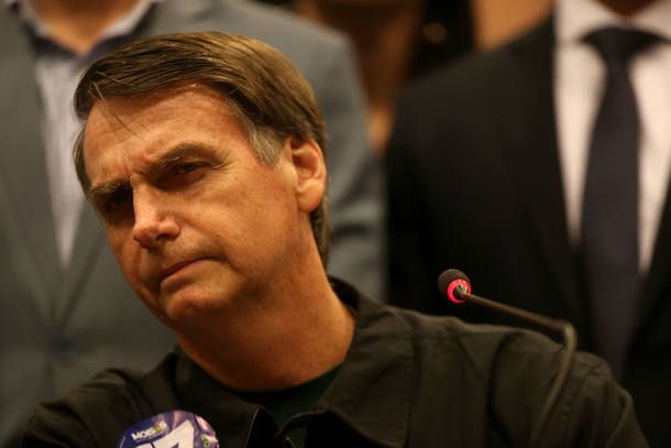 Bolsonaro diz que não haverá "cavalo de pau" na economia se eleito