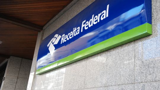 Cerca 100 mil empresas serão impedidas de transmitir declaração do Simples