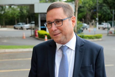 Sem previsão para anuncio, comunicação fica sob comando de secretário da Casa Civil