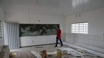Vereador Thiago Silva fiscaliza reforma de escolas municipais
