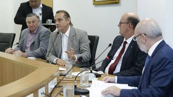 Diretor de associação de combustíveis deve prestar depoimento em CPI