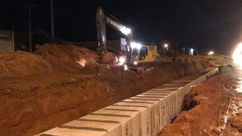 Aduelas começam a ser aterradas na Avenida dos Estudantes