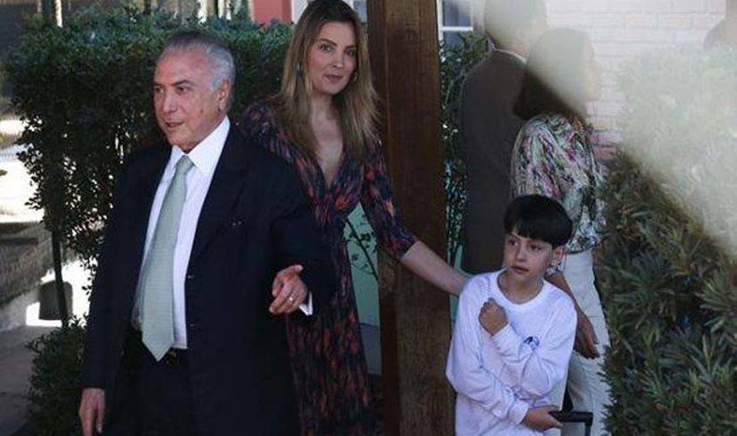 Temer embarca com a família para passar o carnaval na Restinga da Marambaia