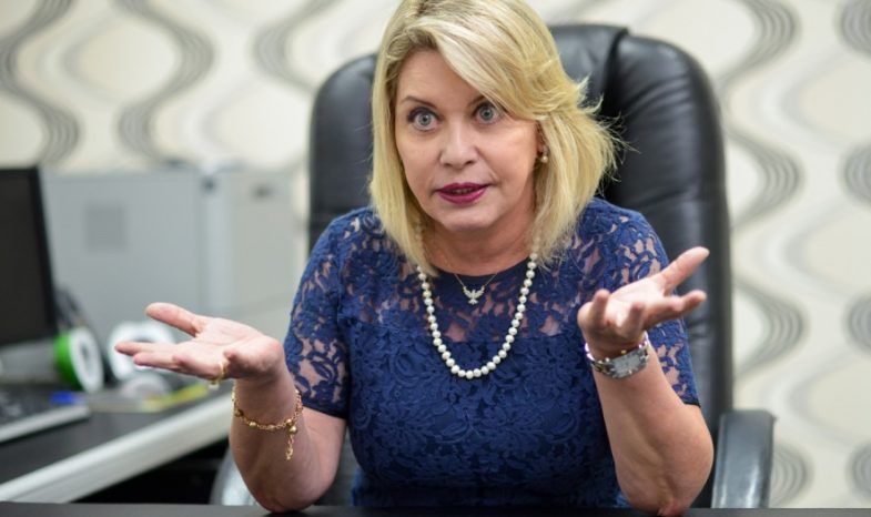 Políticos se movimentam de olho em vaga de Selma Arruda