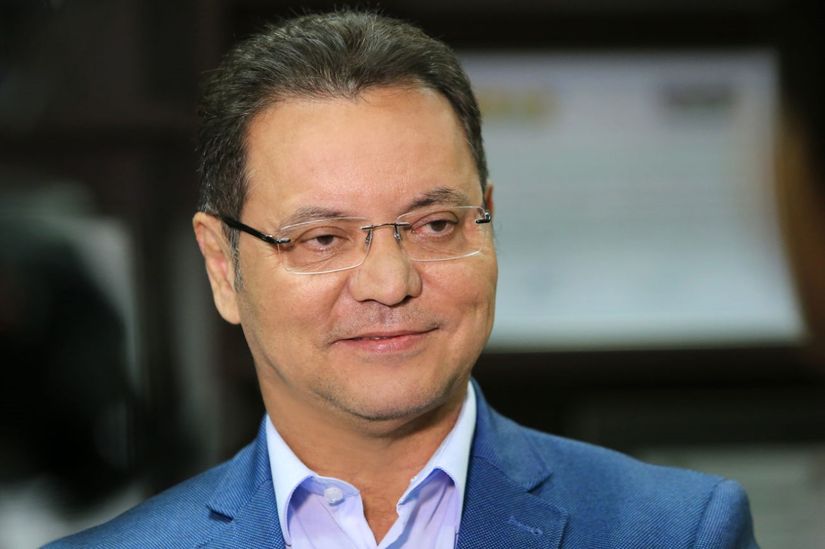 Presidente da AL é cortejado para o TCE e disputa a prefeito em 2020
