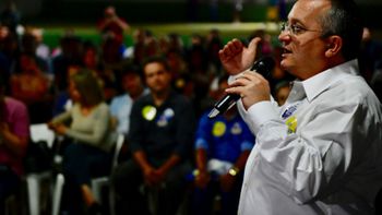 Taques reconhece erro em confronto com servidores e descarta mudar expediente