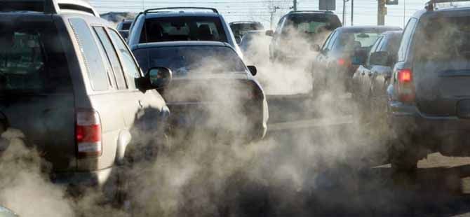 Projeto no Senado quer proibir veículos movidos a gasolina ou diesel até 2040