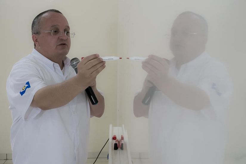 Governador assina ordem de serviço para duplicação da Estrada da Guia