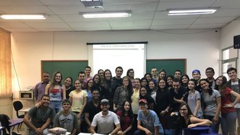 Delegada ministra palestra para acadêmicos de Direito da UFMT