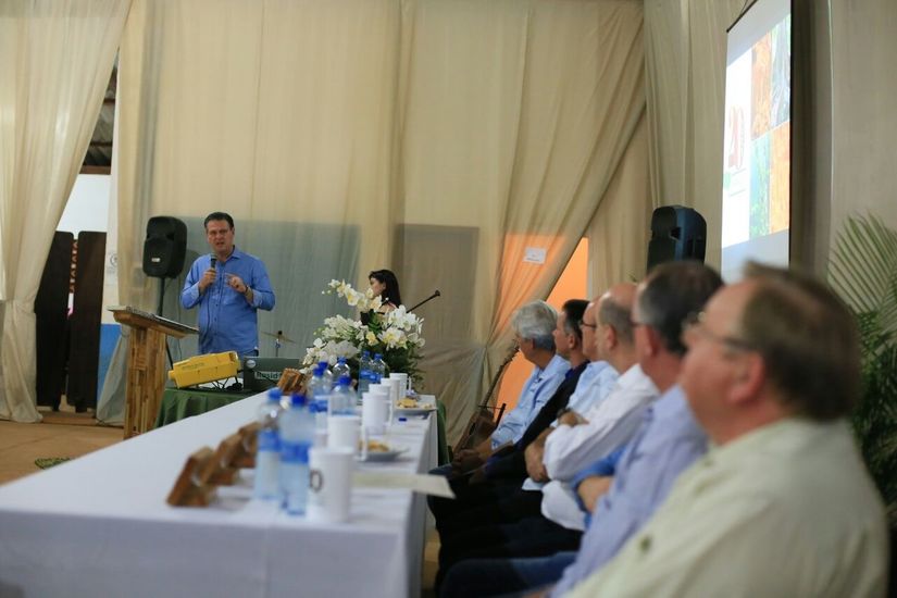 Fávaro ressalta a importância do setor de base florestal  