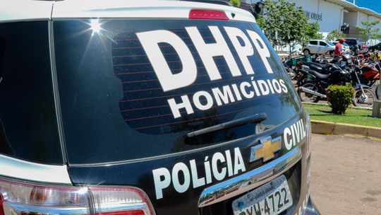 Jovem é preso acusado de matar padrasto no mês de agosto