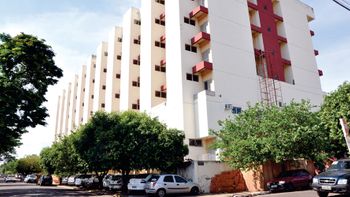 Médicos da Santa Casa encerram greve, mas iminência de paralisação continua