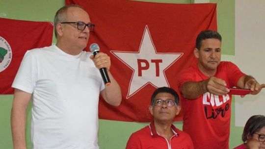 Zé do Pátio comemora a  liberdade do ex-presidente Lula