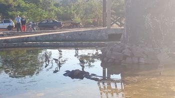 Jovem é encontrado morto dentro de chafariz de praça em MT