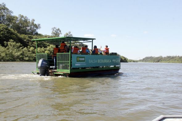 Aproximadamente 10 toneladas de lixo devem ser retiradas por mês do Rio Cuiabá