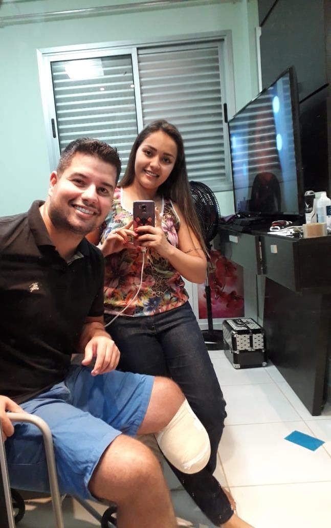 Jovem mato-grossense pede ajuda na internet para custeio de prótese
