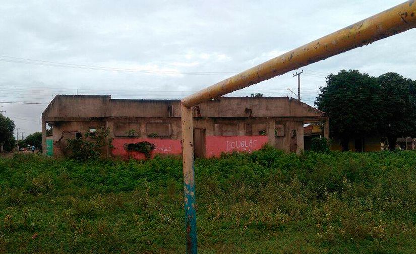 Local para prática esportiva na Vila Canaã está esquecido pelo poder público