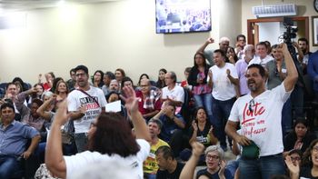 Funcionalismo público estadual protesta contra reforma da previdência estadual