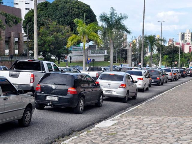Decisão da ALMT isenta veículos com mais de 18 anos de pagar imposto