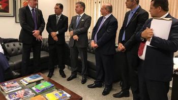 Mauro Mendes articula investimentos de R$ 169 milhões na saúde