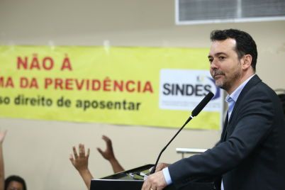 Lúdio Cabral entra com ação na Justiça para impedir aumento da previdência em MT