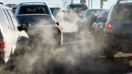 Projeto no Senado quer proibir veículos movidos a gasolina ou diesel até 2040