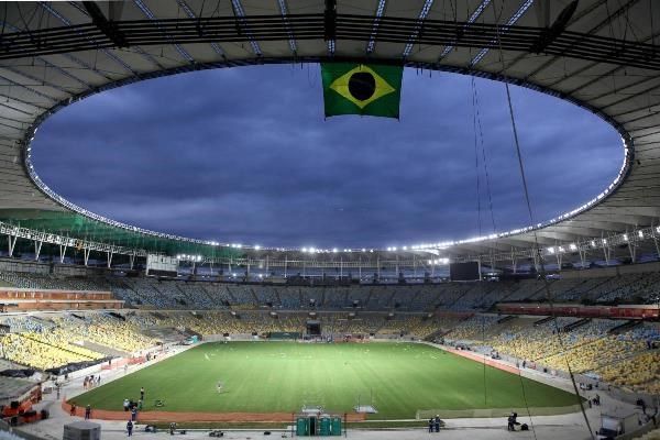 Câmara aprova suspensão por 5 anos para torcida que invadir treino