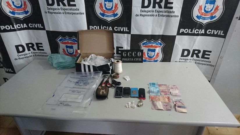 DRE e Polícia Militar cumprem 16 buscas contra o tráfico de drogas 