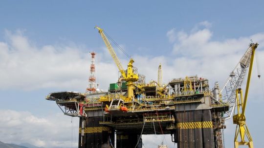 Produção de petróleo e gás natural cresce 8%, anuncia a Petrobras