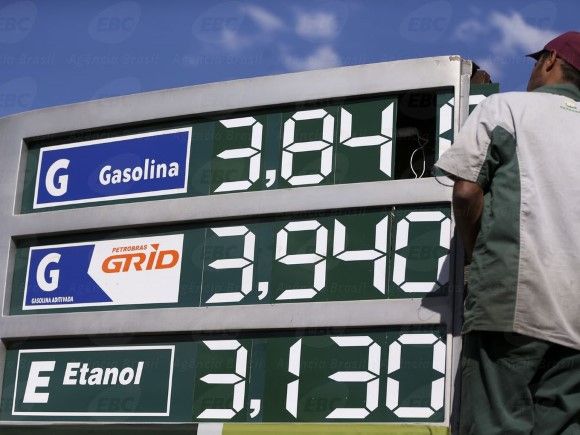 Procon vai investigar aumento de preço dos combustíveis nos postos do DF