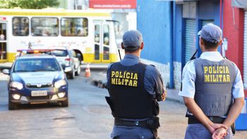 Homem é preso por usar cartão de crédito da chefe e gastar quase R$ 2 mil em compras 