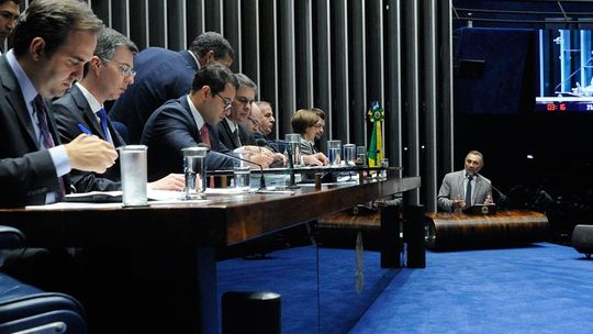 Conselho de Comunicação aprova parecer sobre notícias falsas