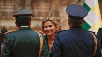 Bolívia expulsa embaixadora do México e dois diplomatas espanhóis