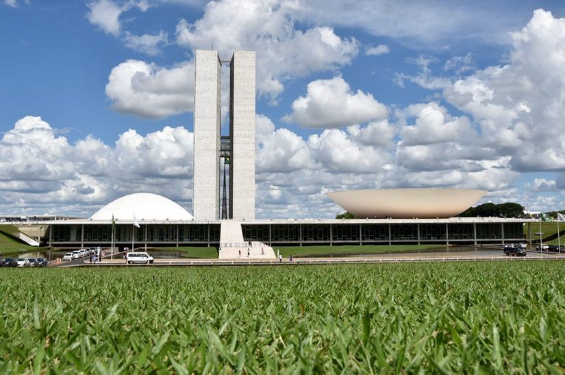 Congresso terá que votar 23 medidas provisórias após o recesso