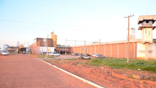 Comissão de Segurança da Câmara Federal vai discutir bloqueio de sinal de celular em presídios