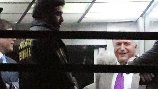 Temer deixou a prisão em avião de empresário delatado por Silval Barbosa