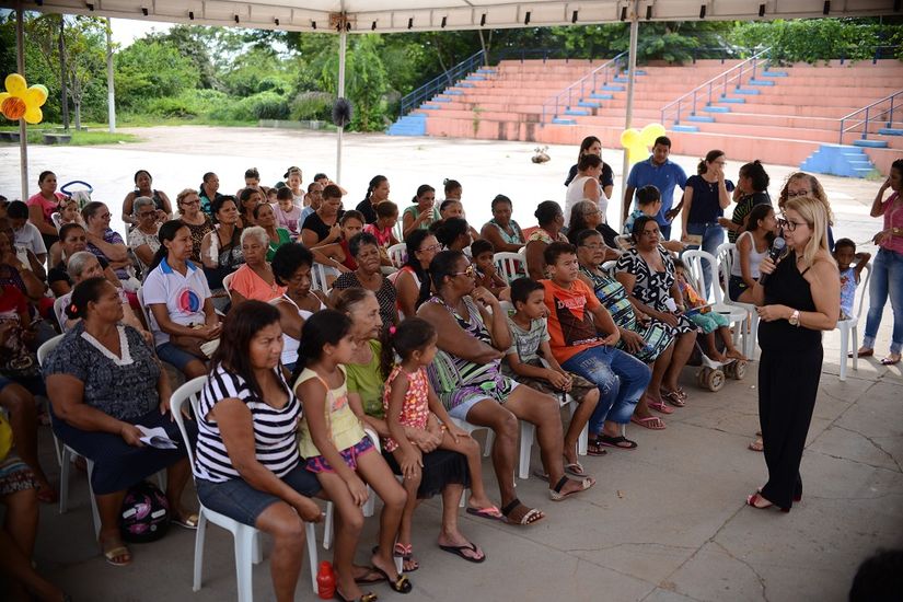 CRAS Rio Vermelho realiza atividades especiais no mês da mulher