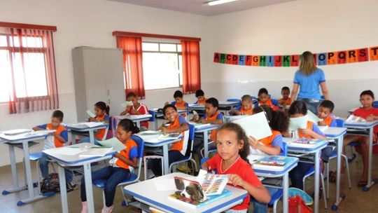 Mais de 20 mil alunos voltam às aulas da rede municipal em Rondonópolis